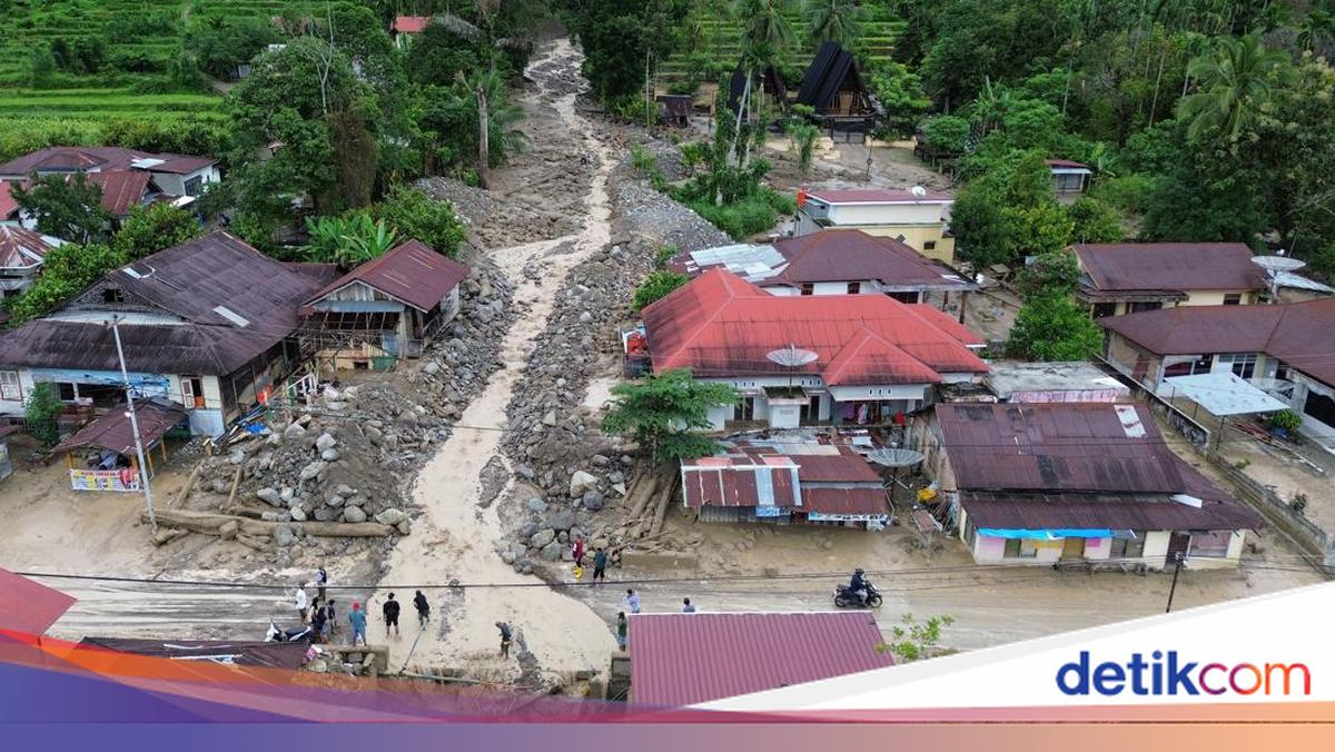 Warga Agam Takut Pulang karena Kemungkinan Banjir Bandang Susulan