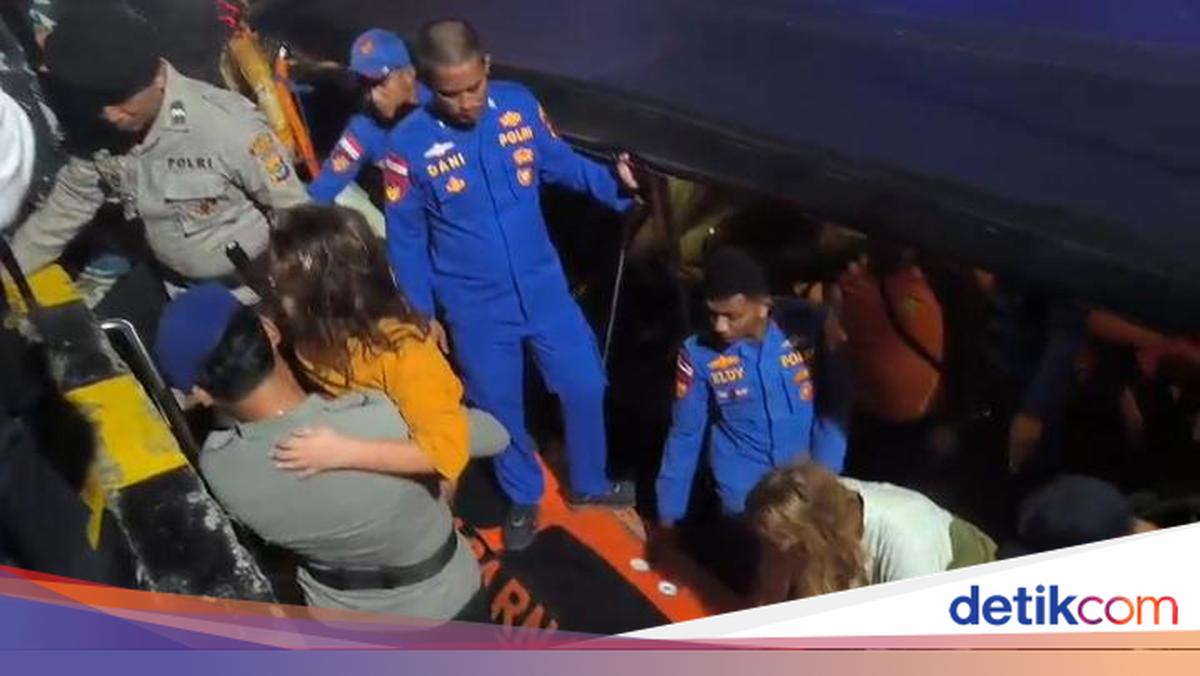 Serpihan Kapal Tenggelam di Labuhan Bajo Ditemukan, 4 WN Spanyol Masih Hilang