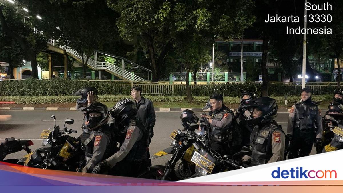 Patroli Polisi Gagalkan Tawuran Remaja di Jaktim, 4 Orang Diamankan
