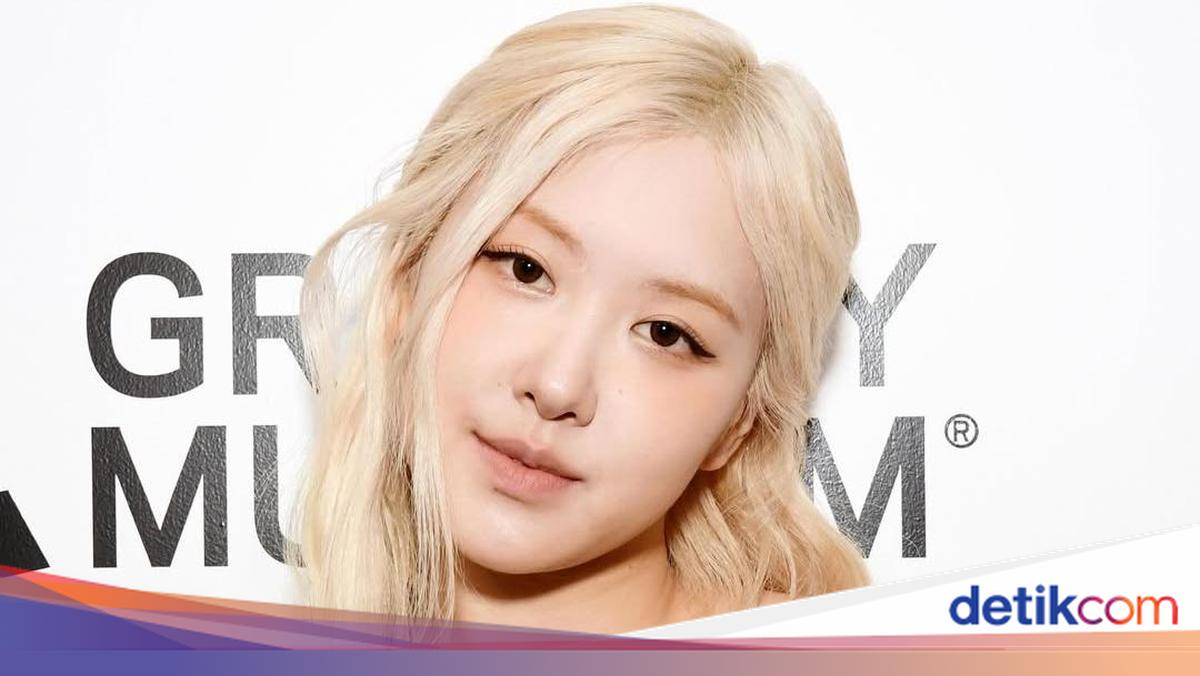 Rose BLACKPINK Nyamar Jadi Nenek-nenek Demi Main ke Rumah Pacar
