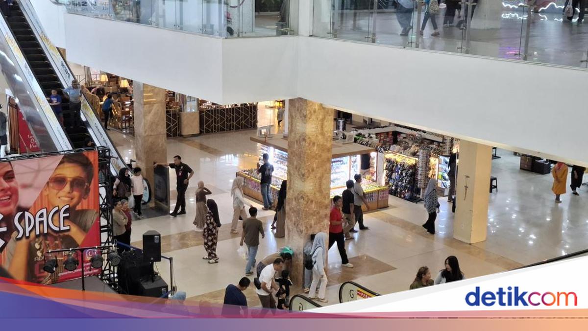 Diskon Akhir Tahun Bikin Binjai Mall Ramai Didatangi Pengunjung