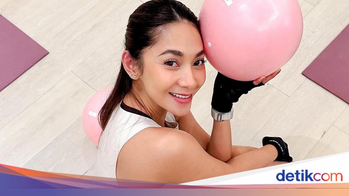 Respons Dinda Kirana Usai Dikhawatirkan Gegara Gak Nikah-nikah