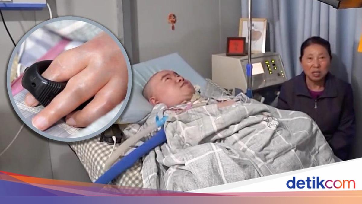 Kisah Haru Pria Lumpuh & Ibunya Bangun Smart Farm Pakai 1 Jari