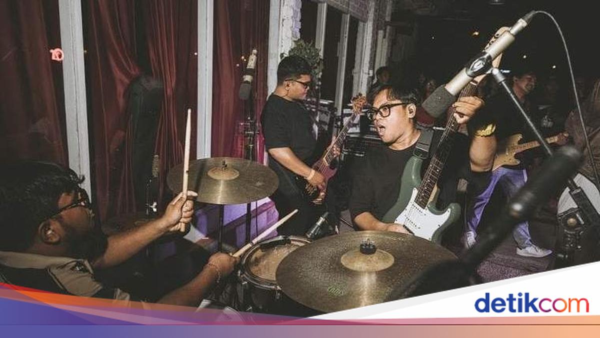 Didikan Ayah Antar Personel Band Astera Susuri Panggung & Dunia Musik