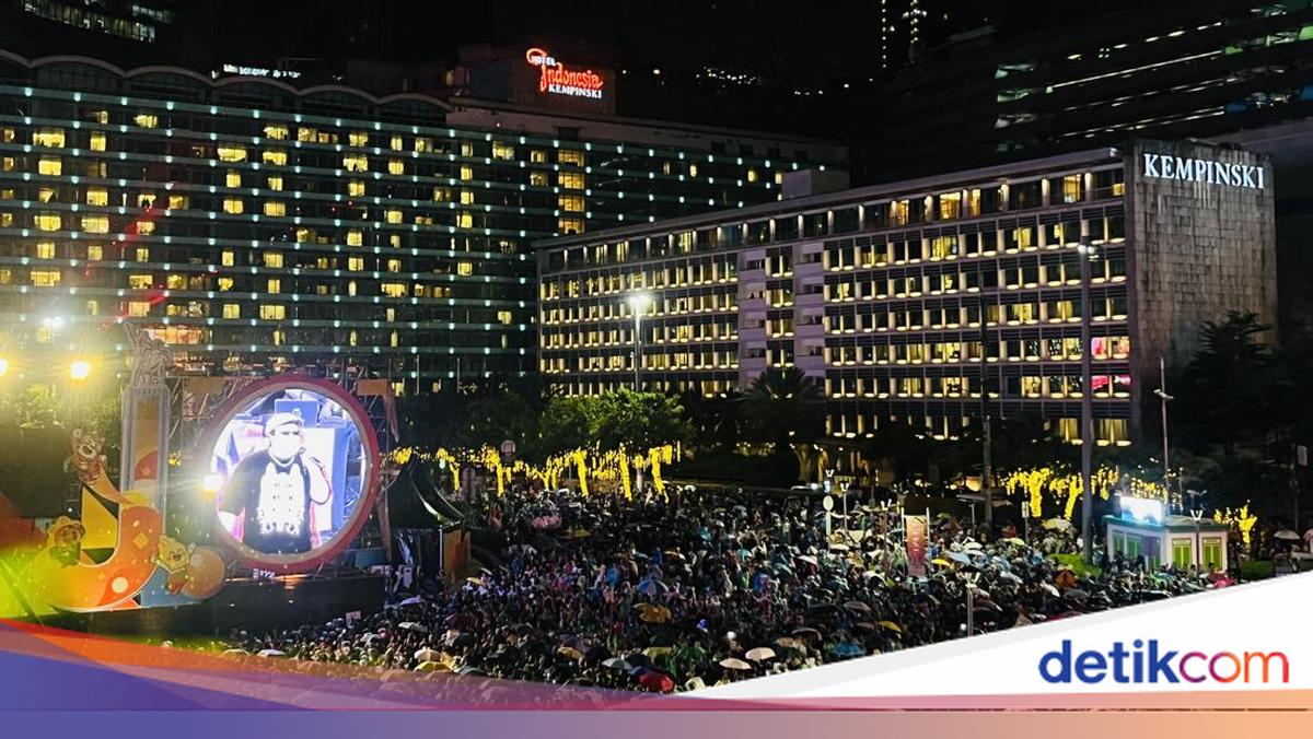 Marion Jola hingga Feel Koplo Meriahkan Tahun Baru di Bundaran HI Jakarta