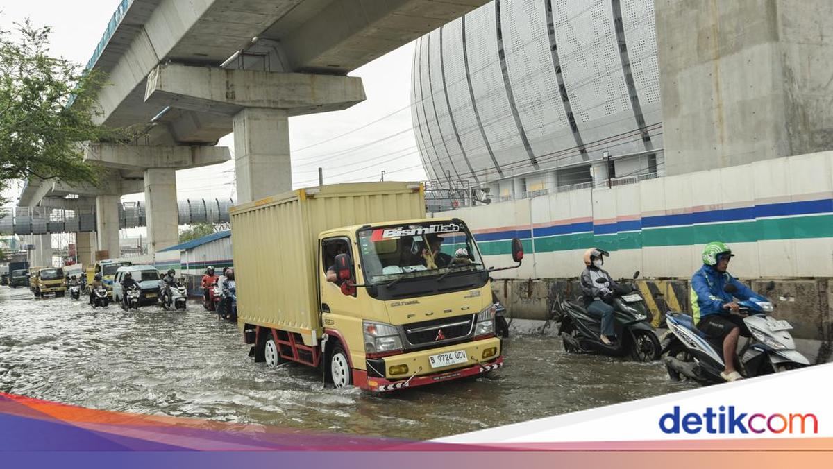Waspada! Potensi Banjir Pesisir di 12 Wilayah Utara Jakarta 13-20 Januari