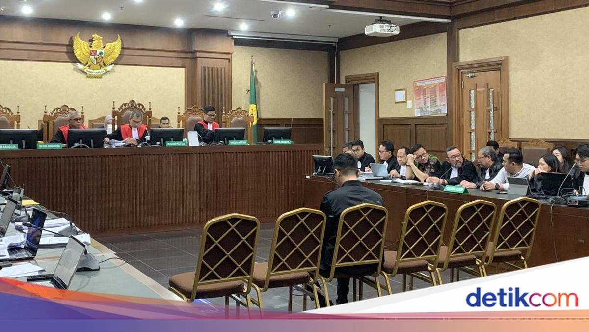 Terdakwa Ariyanto Akui Suap Hakim untuk Vonis Lepas Perkara Migor