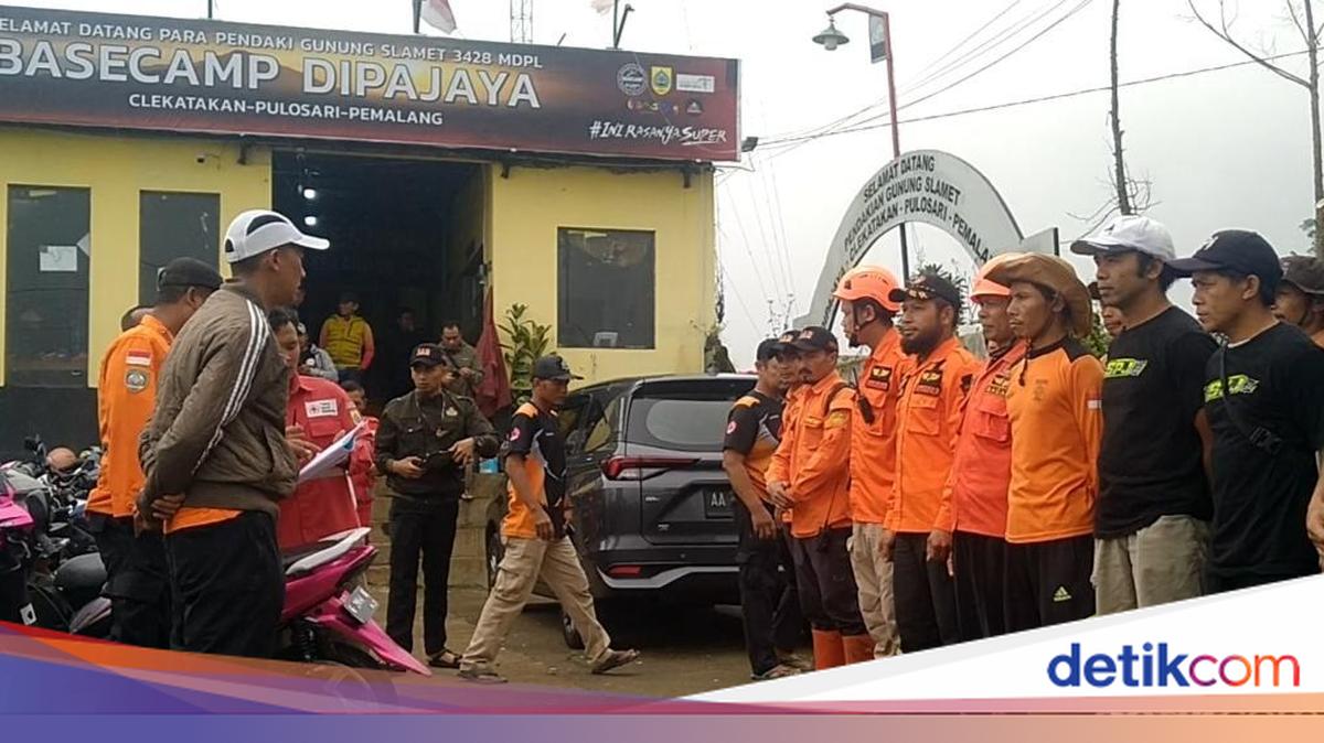 Pendaki Hilang di Gunung Slamet, Warga Ikut Cari Bareng Tim SAR