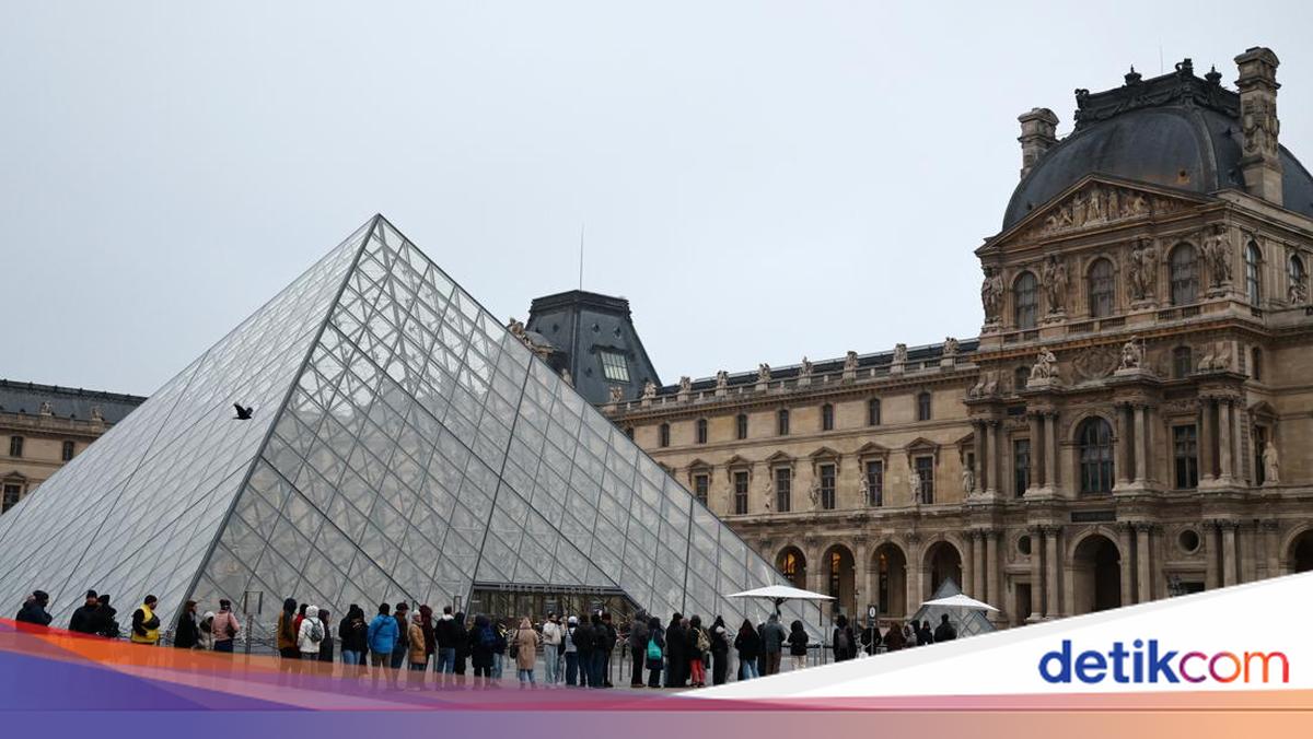 Prancis Waspada Maksimum, Museum Louvre-Istana Elysee Ditutup Jelang Demo