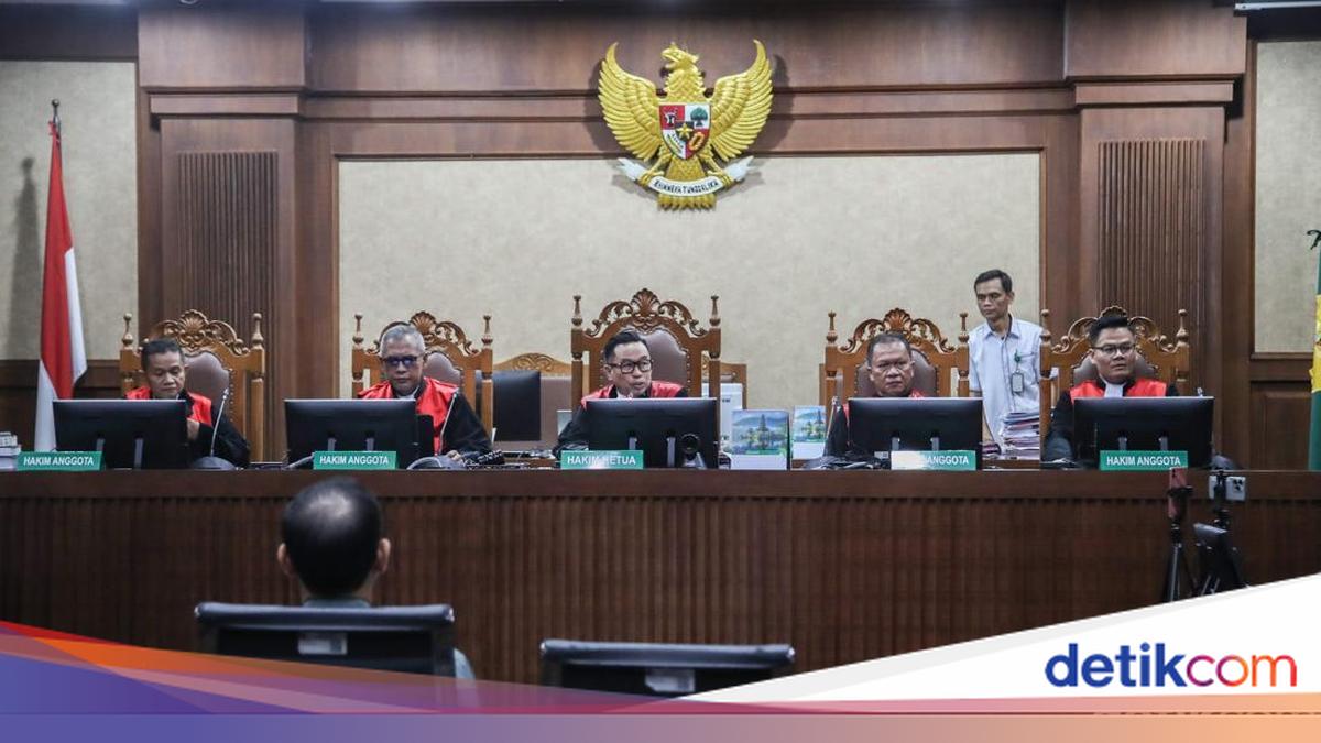 Agustina Wilujeng 'Titip' 3 Nama Pengusaha ke Nadiem di Pengadaan Chromebook