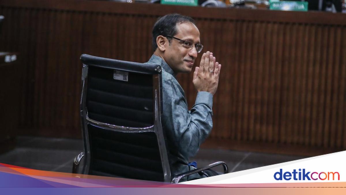 Jaksa: Nadiem Tahu Masalah Chromebook, tapi Bilang 'You Must Trust the Giant'