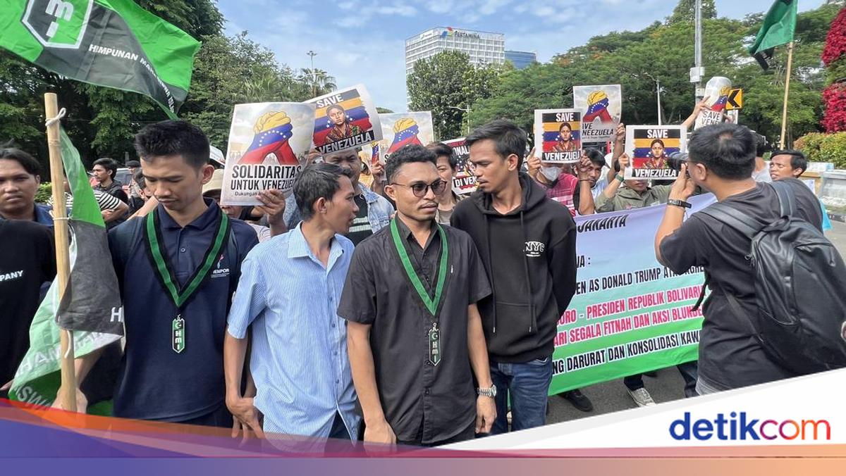 Buruh-Mahasiswa Demo Kedubes AS, Minta Presiden Venezuela Maduro Dibebaskan