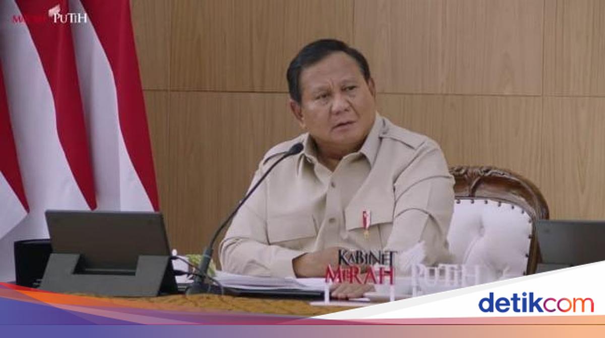 Momen Prabowo Lagi-lagi Sentil 'Orang Pinter Nyinyirin MBG'