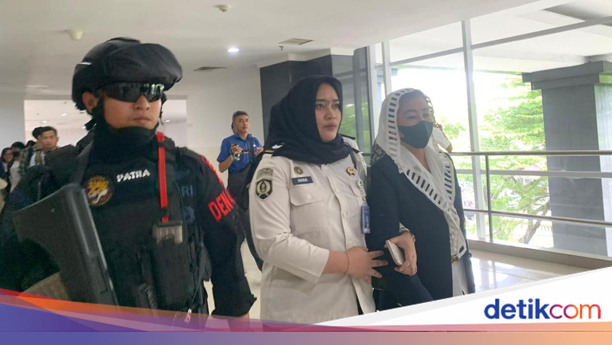 Klaim Tak Korupsi, Hasnaeni 'Wanita Emas' Tulis Surat Terbuka untuk Prabowo
