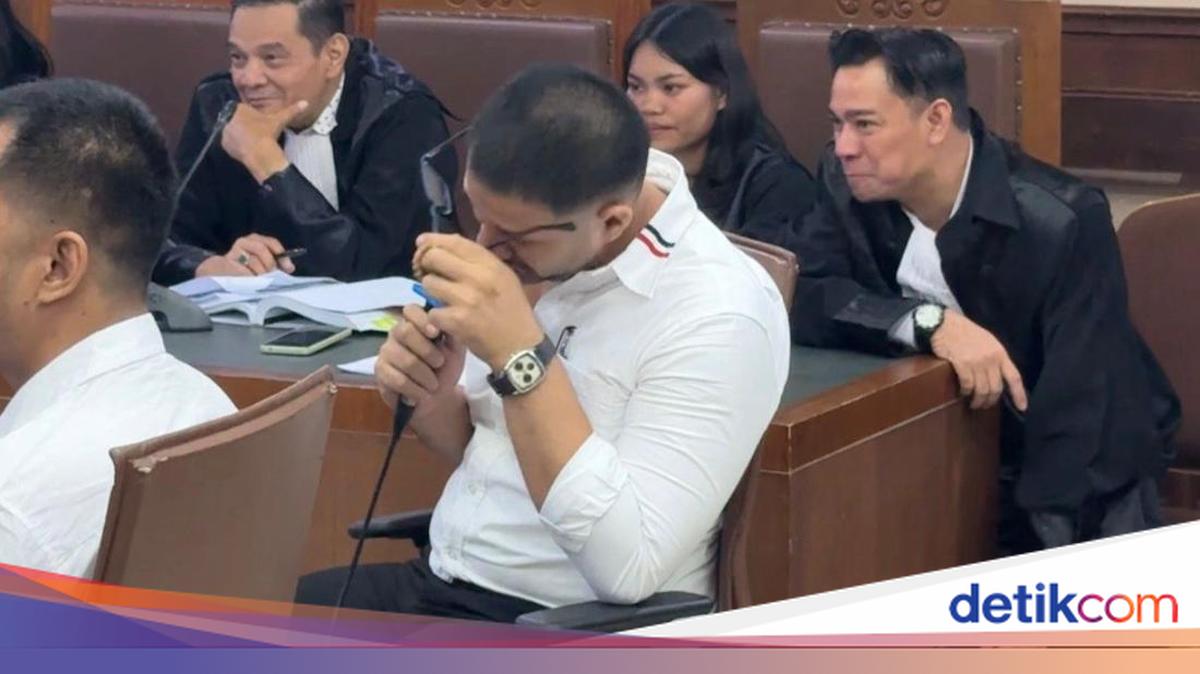 Ammar Zoni Nangis Ngaku Salah Jual Narkoba di Rutan Salemba: Saya Mau Pulang