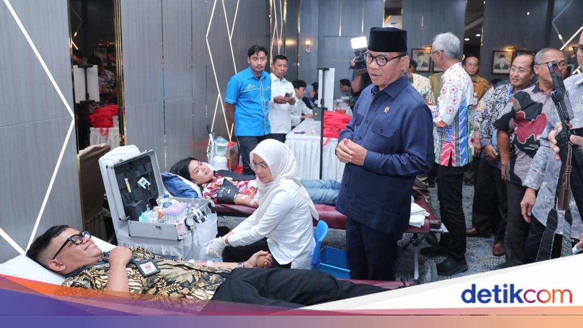 Mendes Yandri Gagas Gerakan Nasional Donor Darah Desa untuk Indonesia