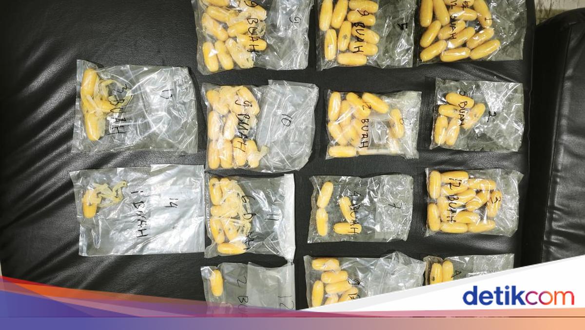 Pasutri WN Pakistan Selundupkan 162 Kapsul Sabu dengan Ditelan