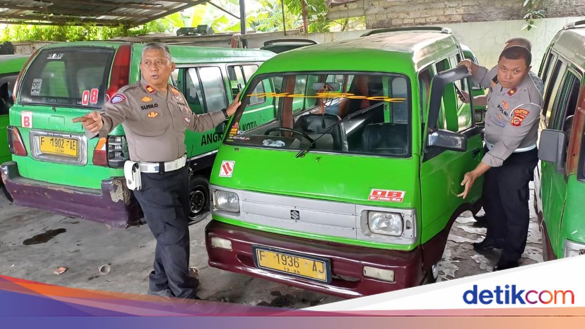 Ngeri Angkot Bogor Ugal-ugalan Tabrak Ojol malah Gaspol Lagi