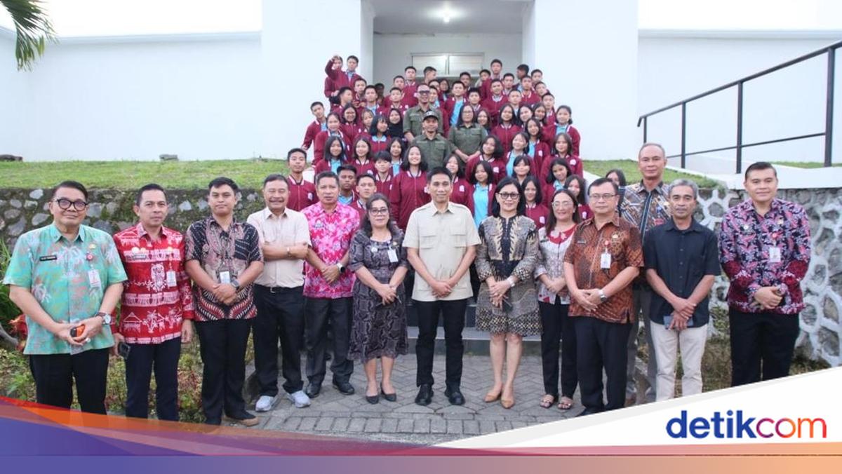 Sambangi Sekolah Rakyat Minahasa, Wamendagri Ajak Siswa Semangat Belajar