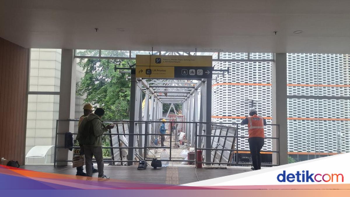 Warga Dukung Pembangunan JPO Sarinah: Bikin Pejalan Kaki Aman