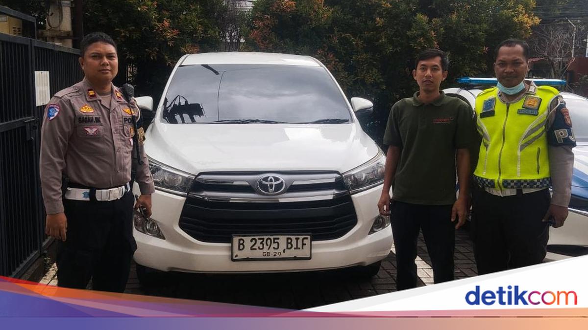 Viral Mobil Lawan Arah di Tol Dalam Kota, Berujung Ditilang Polisi