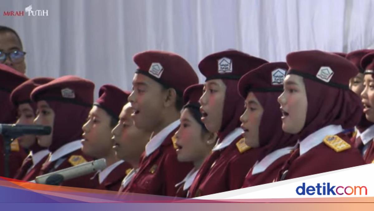 Siswi Sekolah Rakyat Senang dan Lega Bisa Tampil di Depan Prabowo