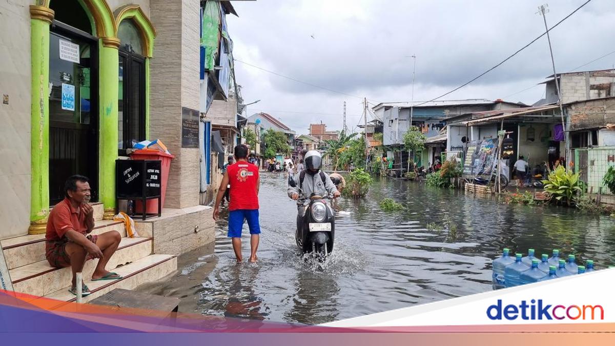 Update Banjir Jakarta: 3 RT Masih Terendam, 1.685 Orang Mengungsi