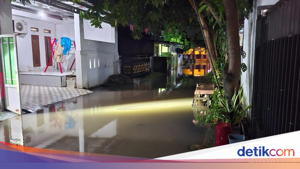Tanggul Jebol-Kali Meluap, Perum Persada Kota Serang Banjir