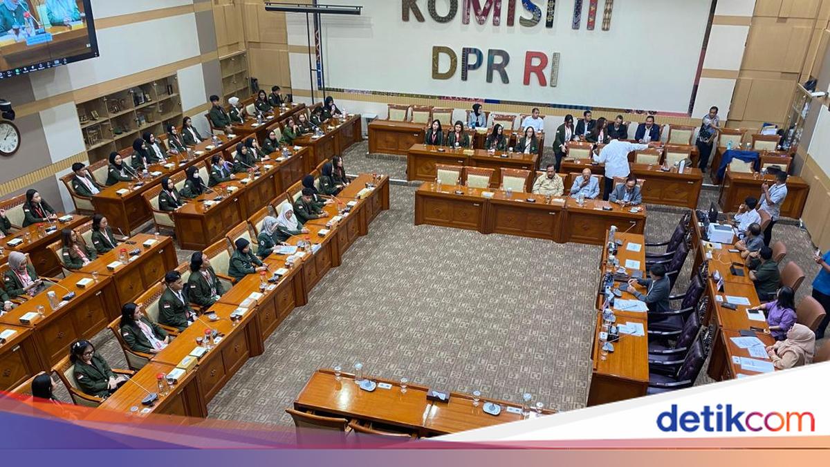 Rapat Bareng Dekan-Mahasiswa, Komisi III DPR Sebut KUHP Baru Lebih Berkeadilan