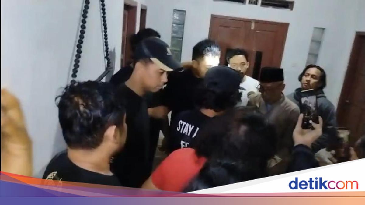 Momen Suami Siri Pembunuh Terapis Bekasi Tak Berkutik Ditangkap Depan Ortu
