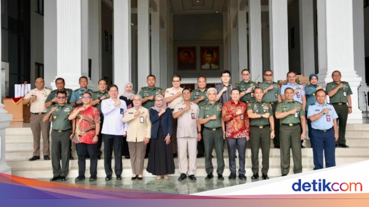 Unhan Salurkan Donasi Obat hingga Pendidikan Digital ke Warga Aceh Tamiang