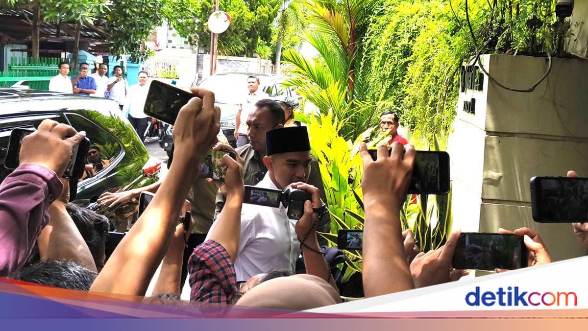 Kaesang Bareng Jajaran DPW PSI Temui Jokowi di Solo, Minta Wejangan