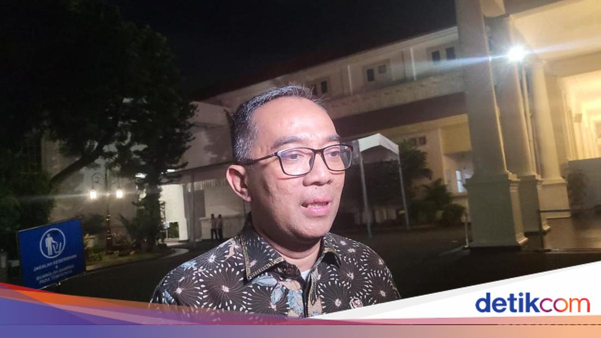 Malam-malam, Mendiktisaintek Dipanggil Prabowo Bahas Hilirisasi Logam Tanah Jarang