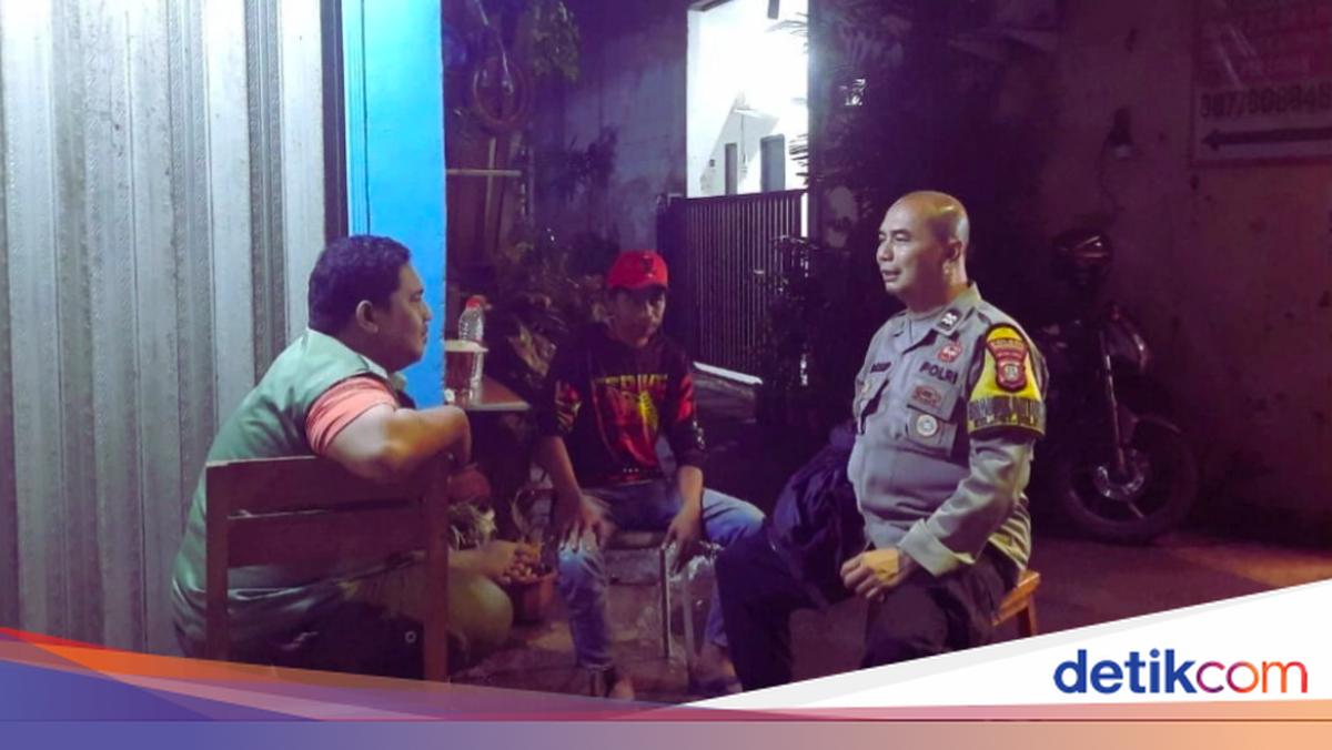 Polres Jaksel Dampingi Warga Ronda Malam Perkuat Keamanan Lingkungan