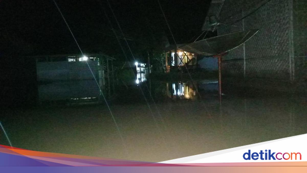 Banjir di Pandeglang Tinggi Lagi Usai Hujan, 4 Kampung Terendam-10 KK Ngungsi