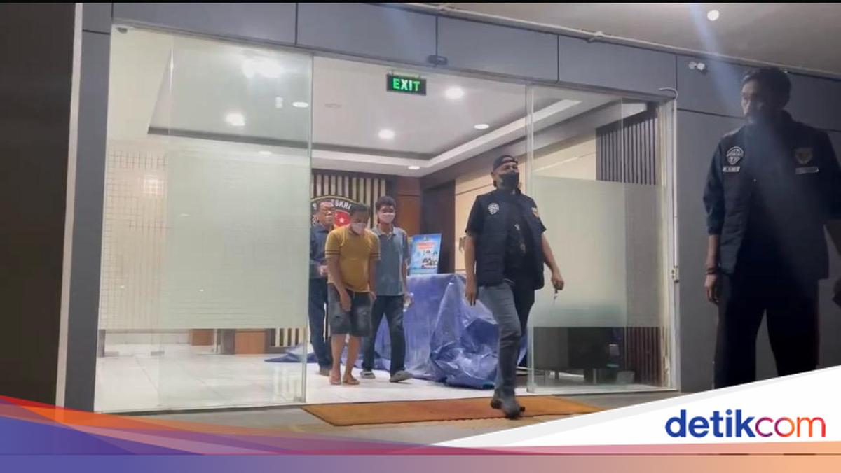 Polisi Tangkap 2 'Pak Ogah' Lakukan Pungli hingga Bikin Resah di Jakbar