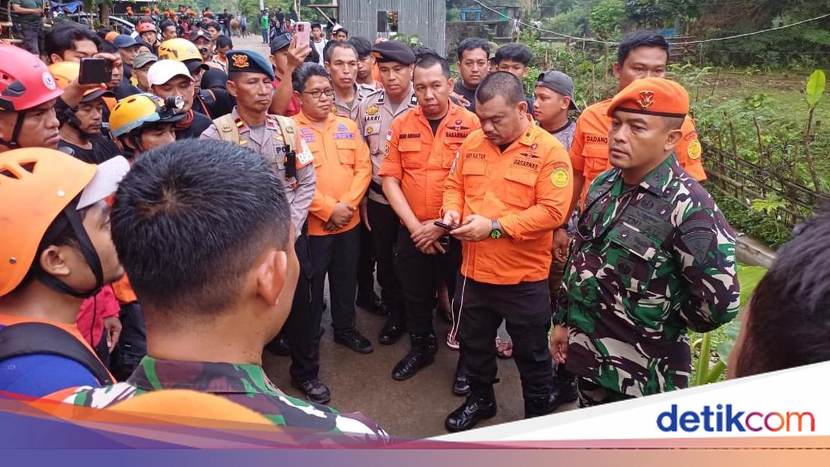 400 Personel Tim SAR Dikerahkan Cari Pesawat ATR 42-500 Diduga Jatuh di Maros