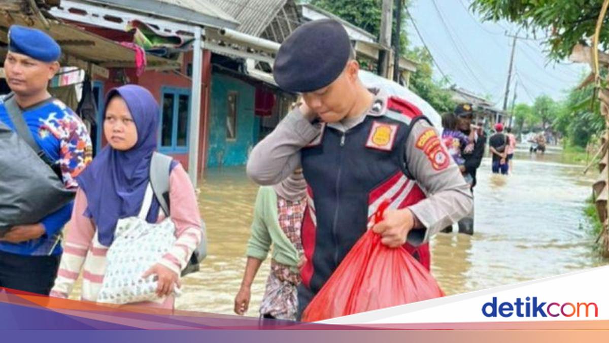 Sejumlah Wilayah di Karawang Banjir Imbas Hujan Deras-Luapan Sungai
