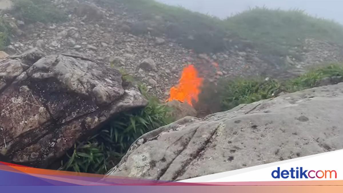 Cerita 2 Pendaki Gunung Bulusarung Nyaris Kena Puing Pesawat ATR 42-500