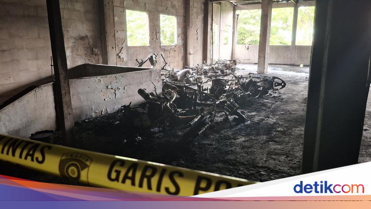 Horor Kebakaran Bikin 19 Motor Hangus di Penitipan Dekat Stasiun Bogor