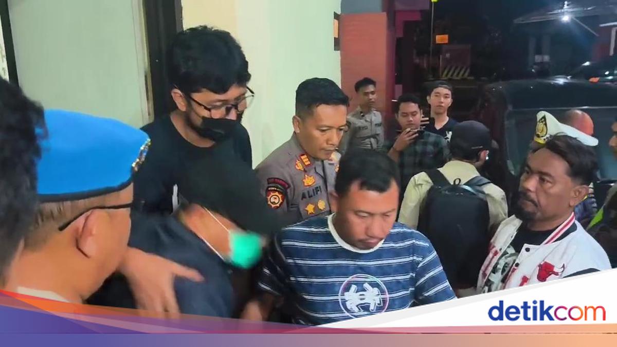 Bupati Pati Sudewo Dibawa ke Semarang Usai Diperiksa KPK di Polres Kudus