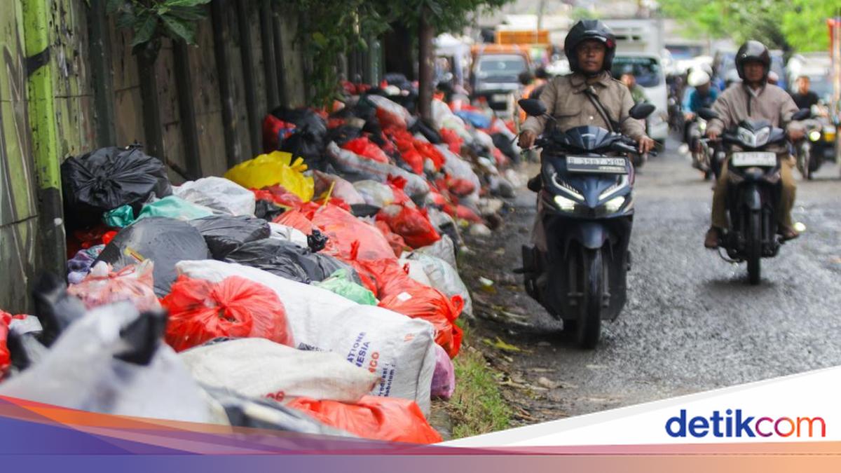 Pemerintah Gelontorkan Rp 1,24 T Tangani Darurat Sampah