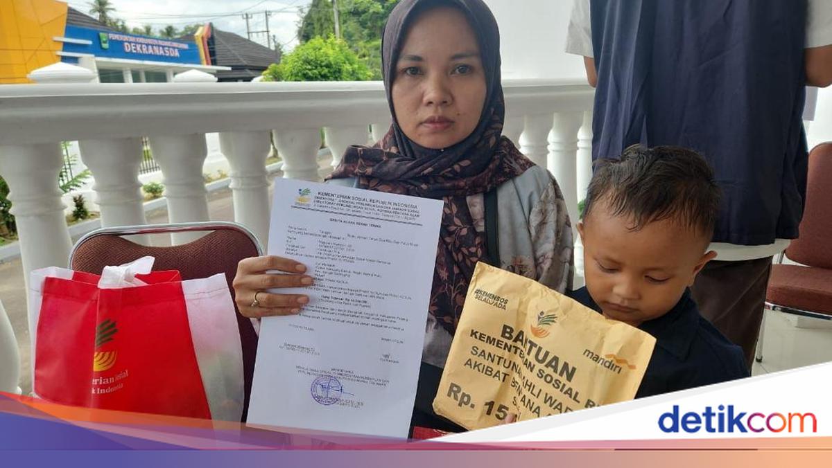 Kemensos Gandeng BNPB &amp; Pemda Salurkan Santunan Korban Banjir Sumatera