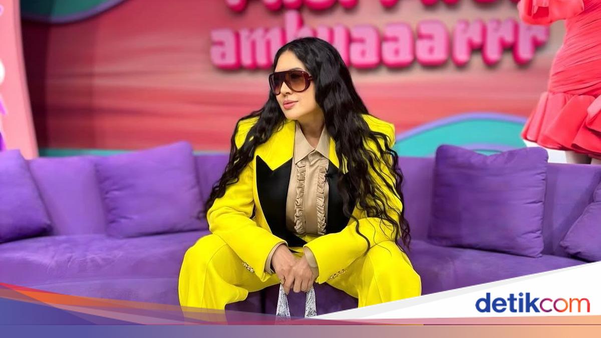 Beda, Sania Pilih Operasi Breast Reduction demi Kenyamanan