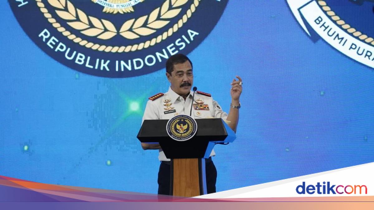 Hari Bakti Imigrasi, Menimipas Serahkan 20.000 Bibit Kelapa ke Pemkot Tangerang