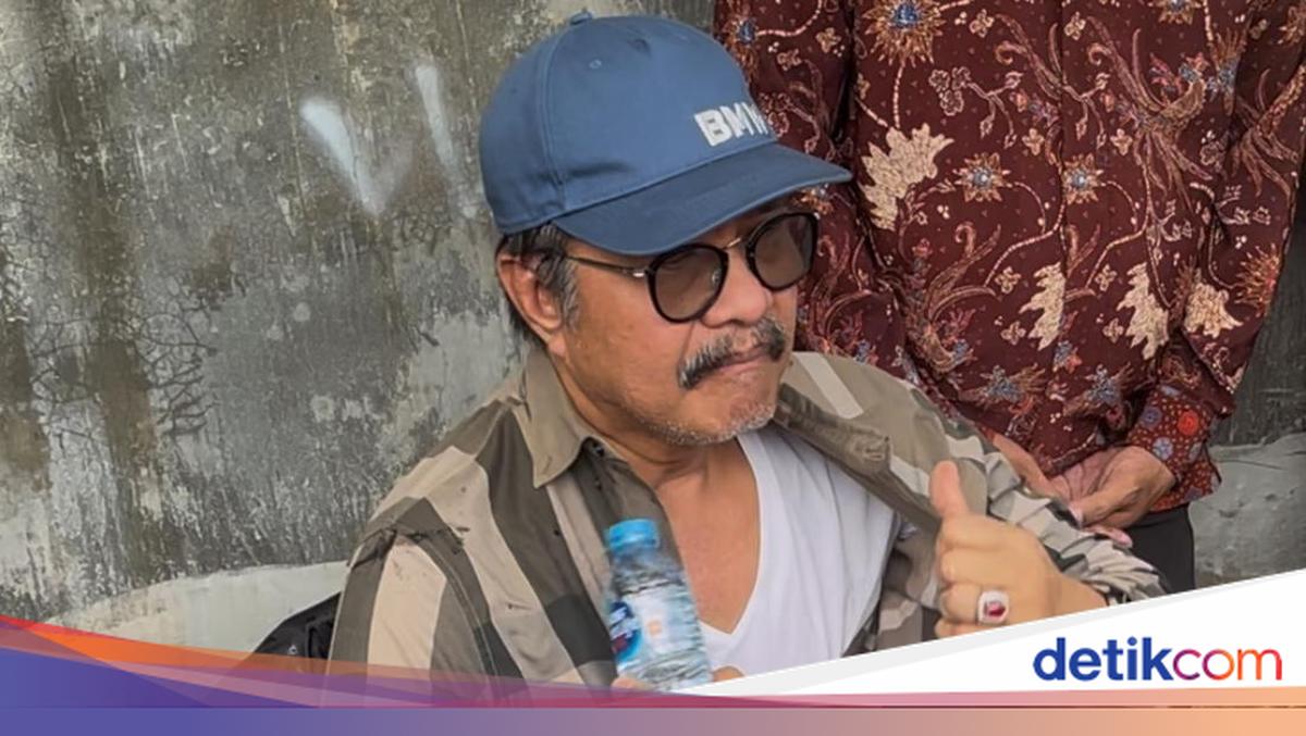 Momen Eks Gubernur Sultra Nur Alam Robek Kemeja gegara Gudang Mau ...