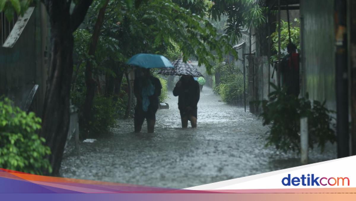 Masih Ada Titik Banjir, BPBD Bekasi Minta OMC Lanjut Antisipasi Hujan Ekstrem
