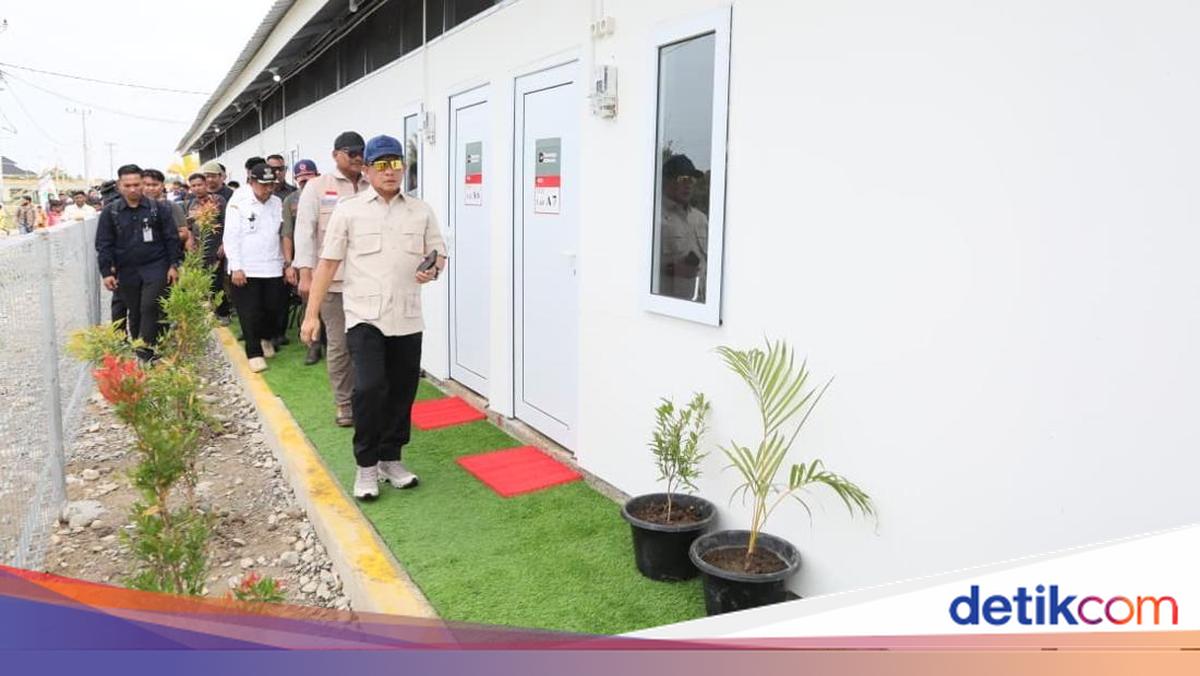 Tinjau Huntara di Pidie Jaya, Tito Pastikan Sarana &amp; Prasarana Layak Huni