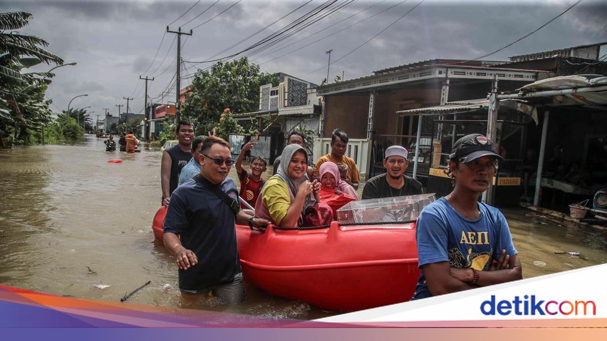 Pengungsi Banjir di Sukamekar Bekasi Butuh Perlengkapan Bayi-Makanan