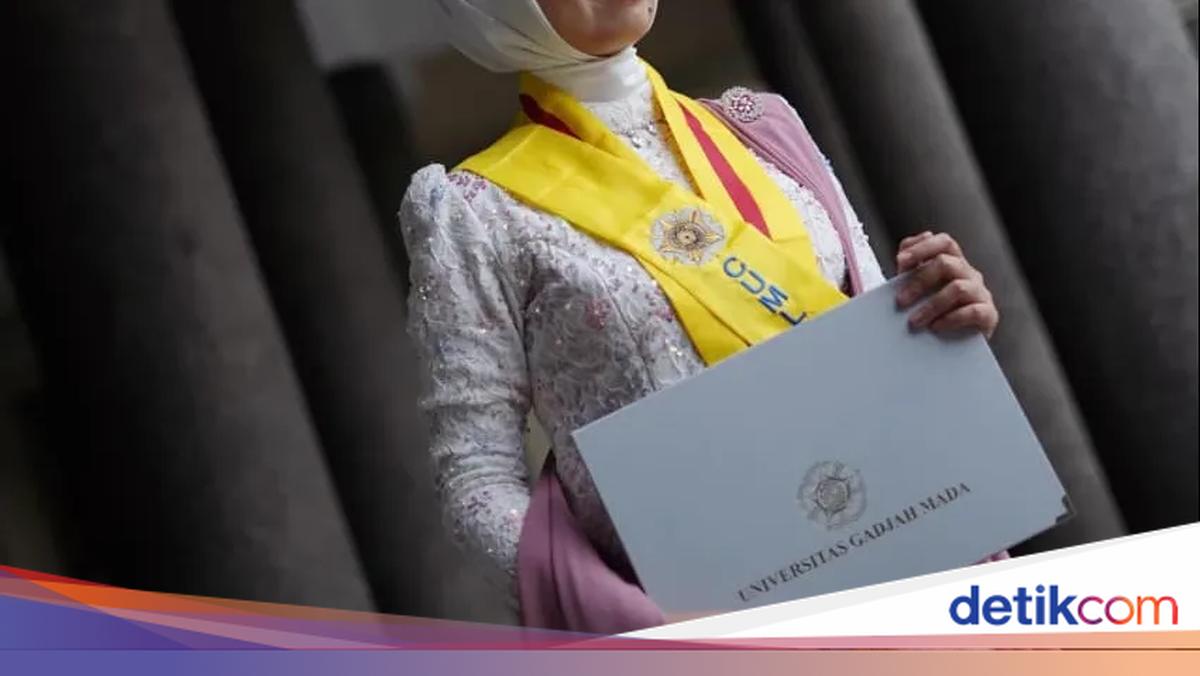 Dea Angelia, Lulusan Doktor Termuda UGM yang Buktikan Mimpi Besar Tak ...